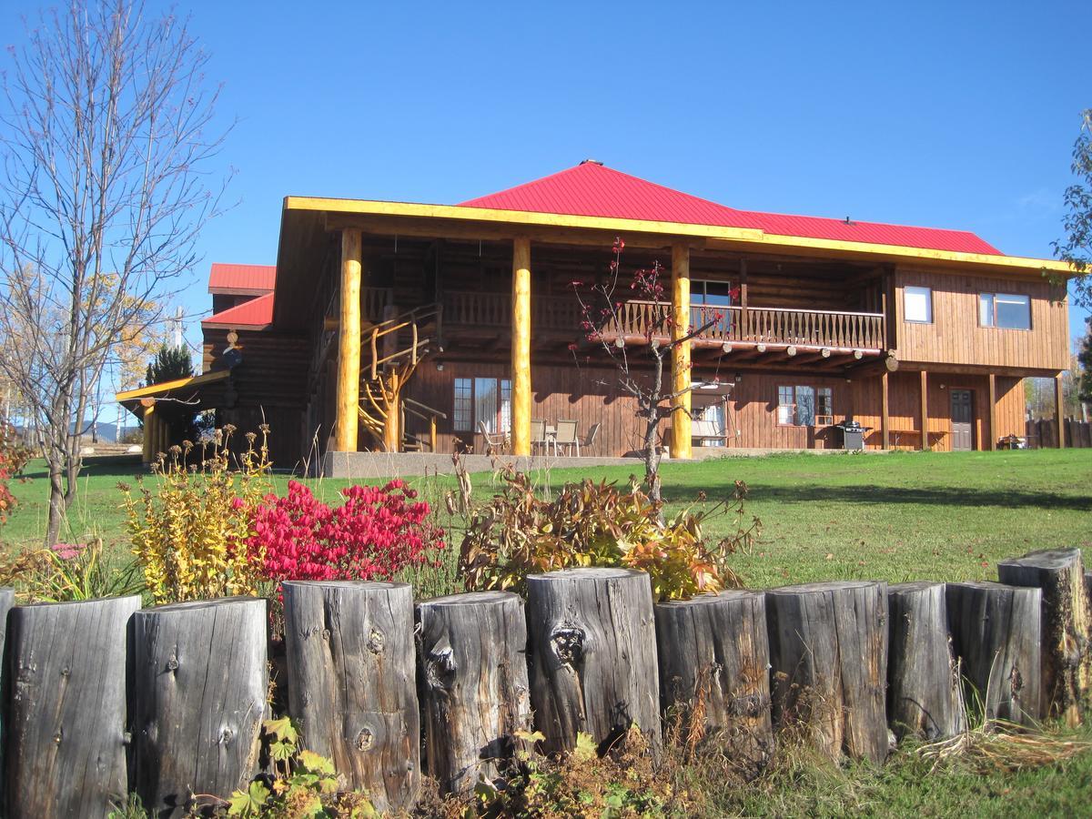 Smithers Driftwood Lodge المظهر الخارجي الصورة