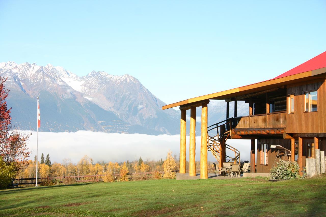 Smithers Driftwood Lodge المظهر الخارجي الصورة