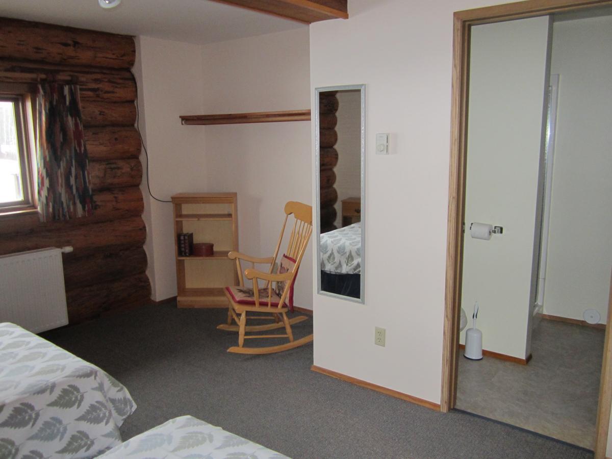Smithers Driftwood Lodge المظهر الخارجي الصورة