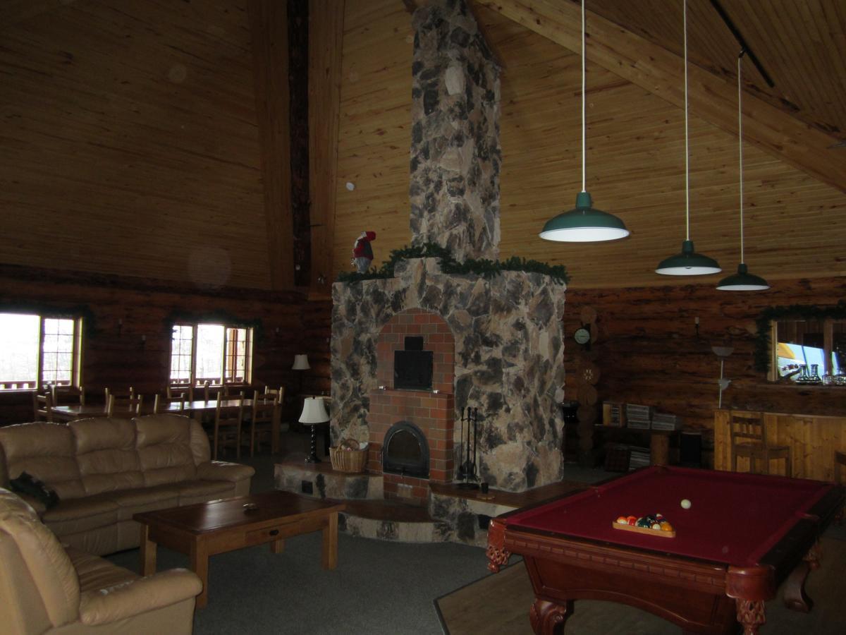 Smithers Driftwood Lodge المظهر الخارجي الصورة
